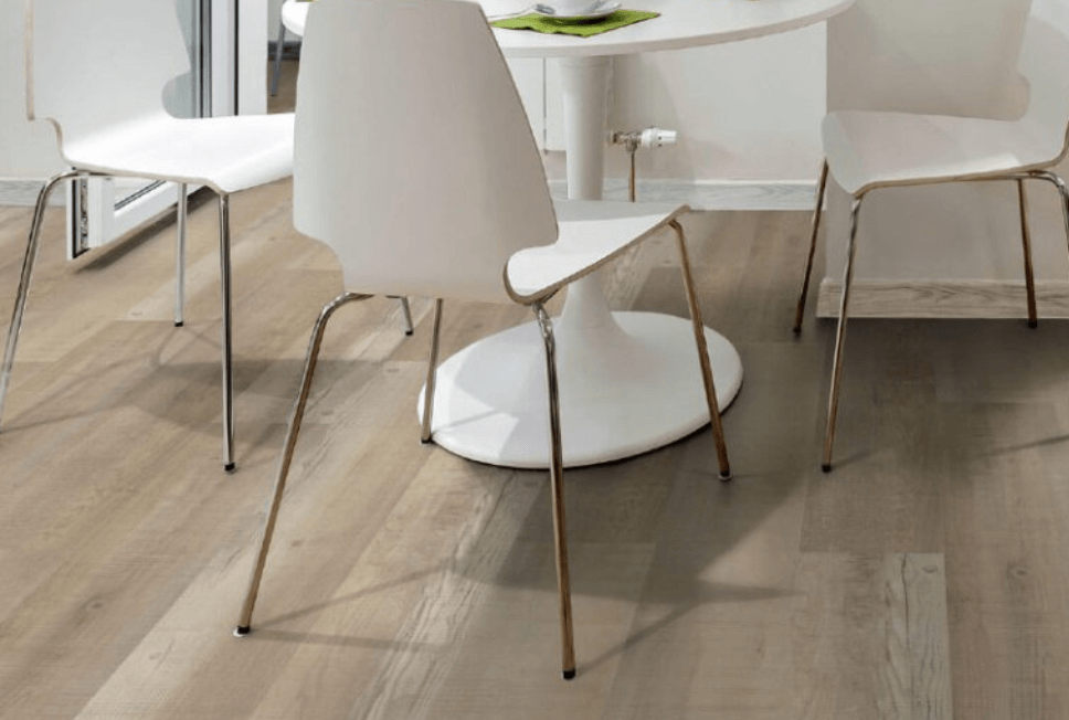 Vinylová podlaha Expona Domestic 5828 Beige Saw Mill Oak